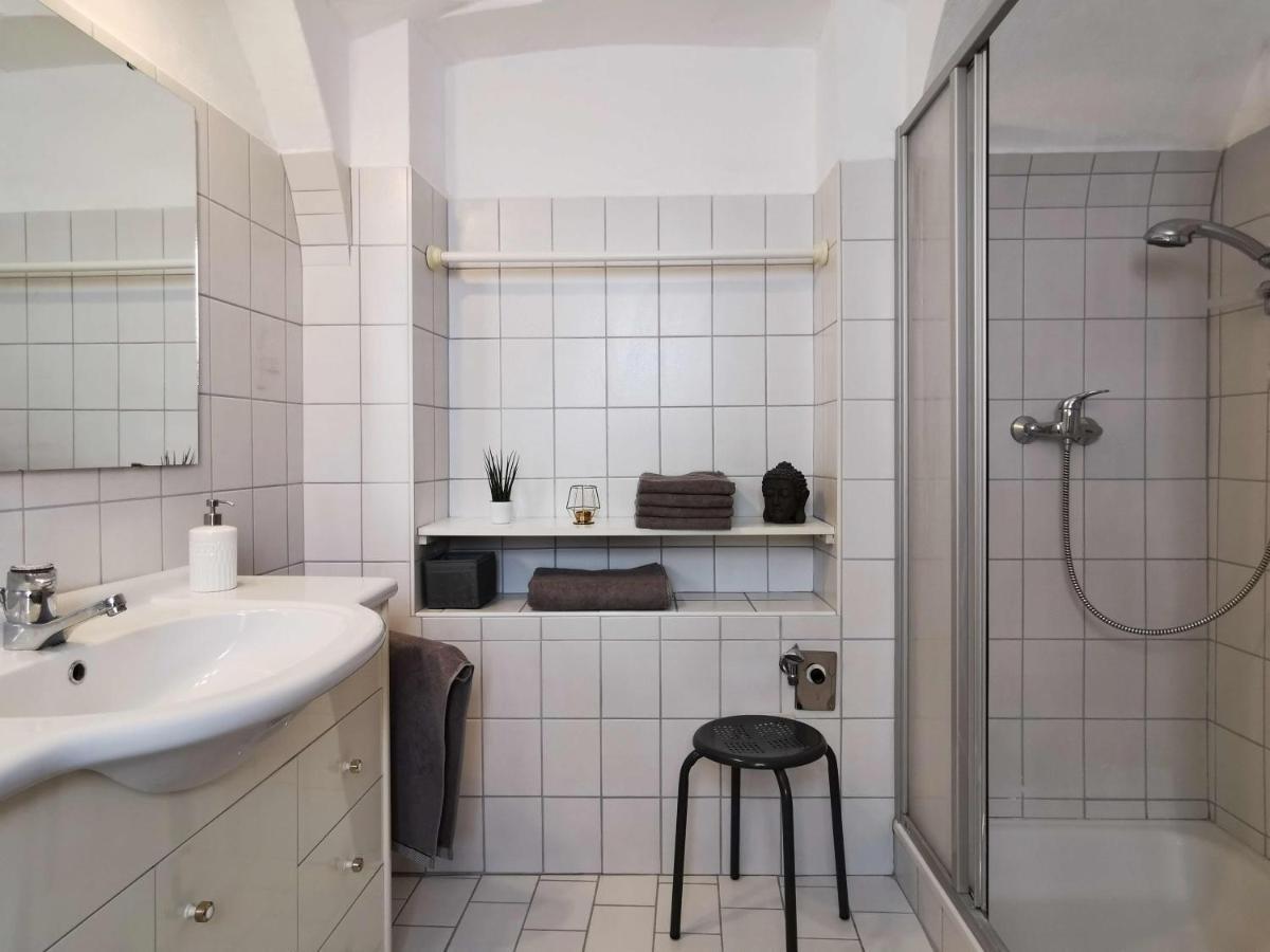 Ferienwohnung Himmelberg 80M2 In Der Altstadt Und Toll Fuer Familien Klagenfurt am Woerthersee Buitenkant foto