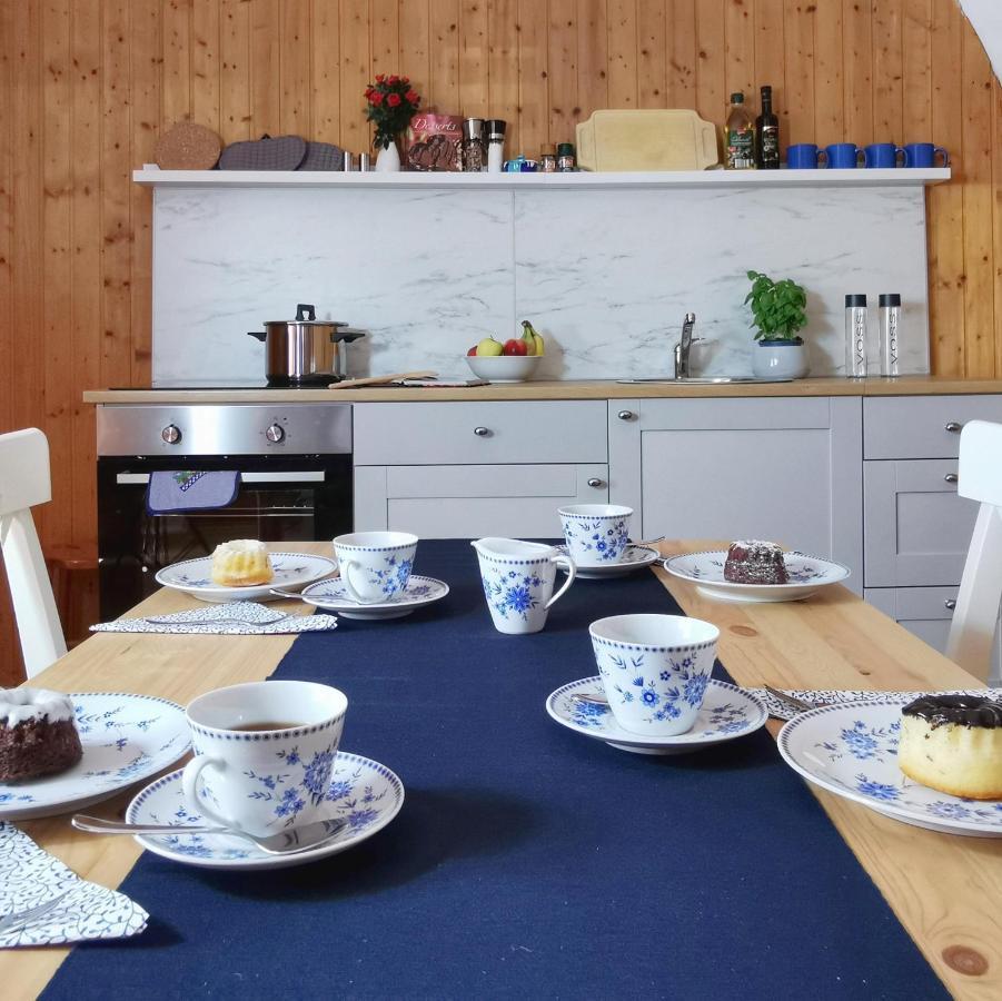 Ferienwohnung Himmelberg 80M2 In Der Altstadt Und Toll Fuer Familien Klagenfurt am Woerthersee Buitenkant foto